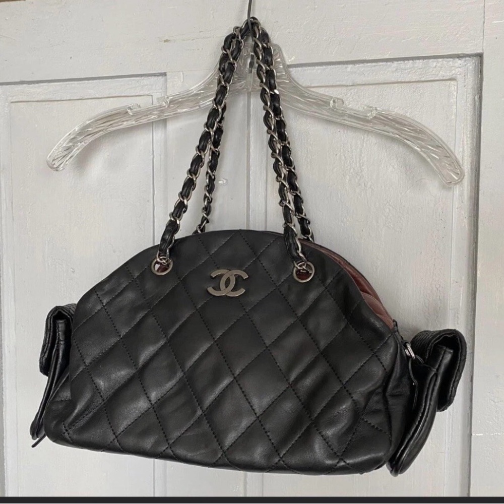 CHANEL Black Quilted Leather Shoulder Bag with Chain Straps 3 Pocket Bowling Bag